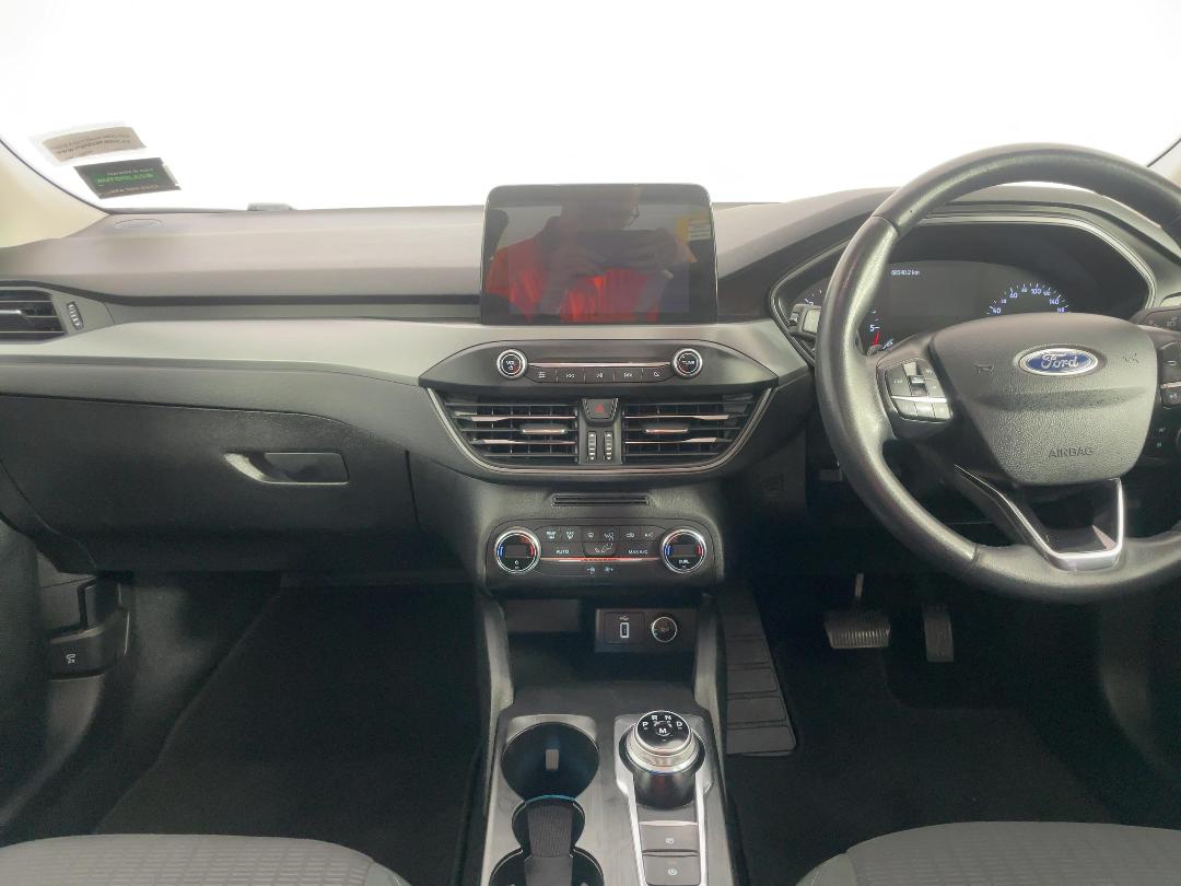 Photo '17' of Ford Focus Photo '17' of Ford Focus