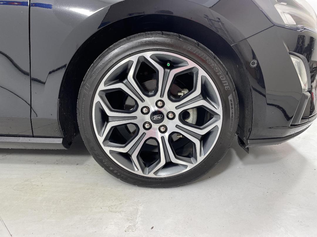 Photo '9' of Ford Focus Photo '9' of Ford Focus