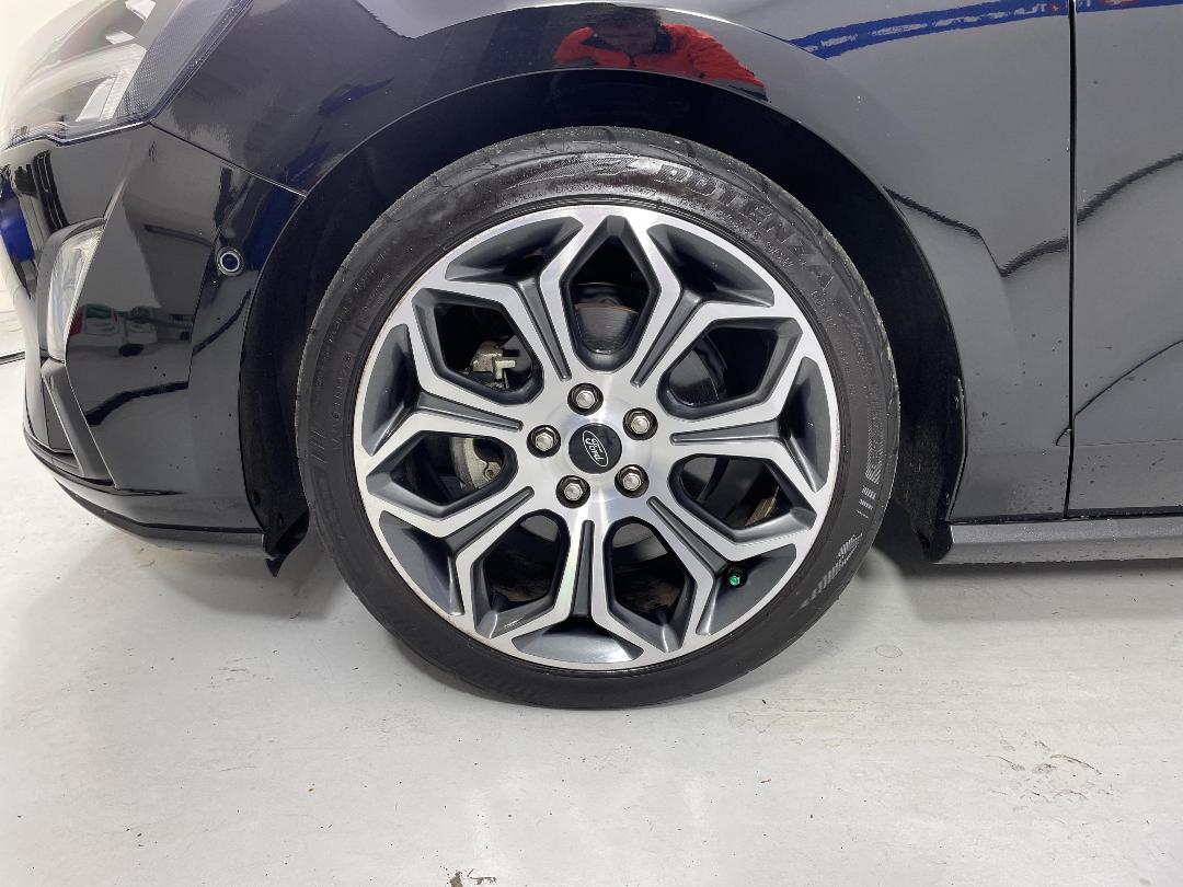 Photo '10' of Ford Focus Photo '10' of Ford Focus