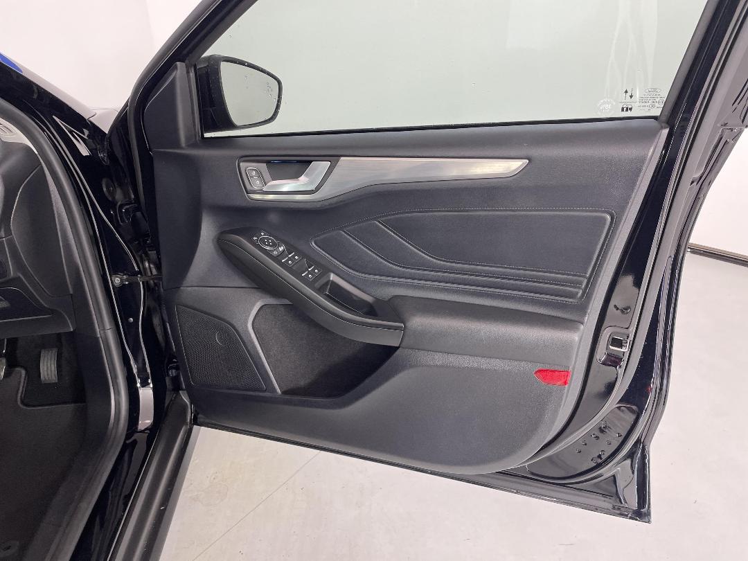 Photo '15' of Ford Focus Photo '15' of Ford Focus