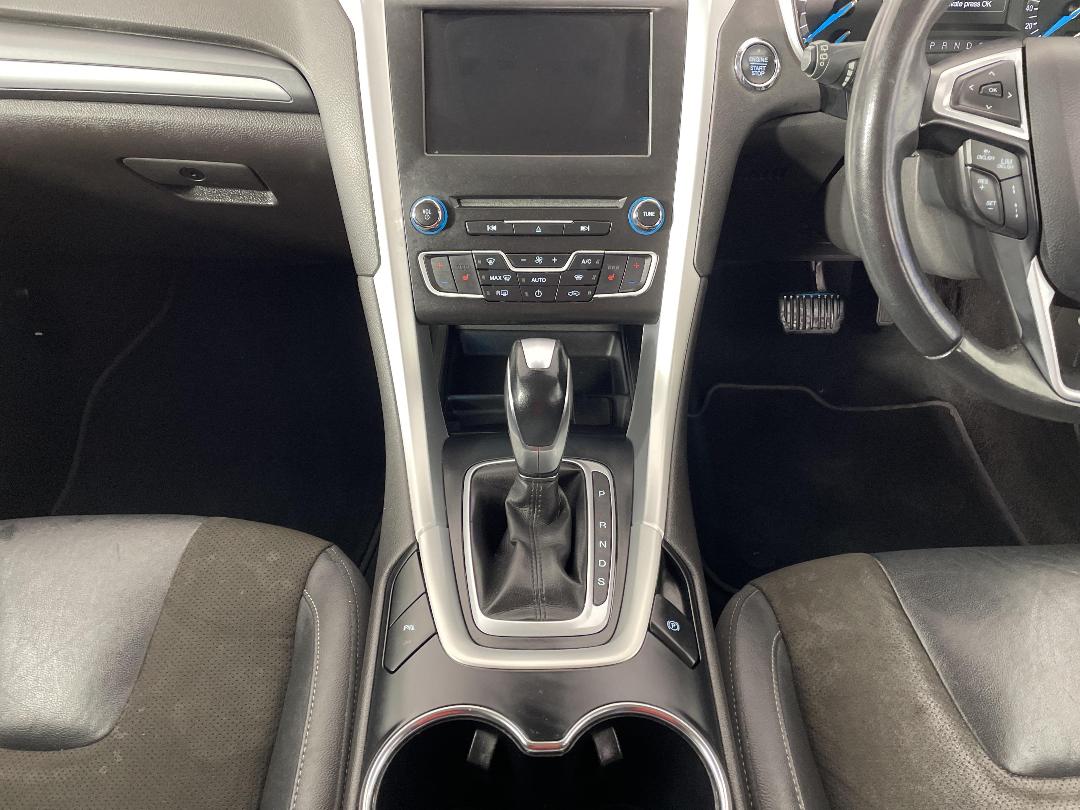 Photo '18' of Ford Mondeo Photo '18' of Ford Mondeo