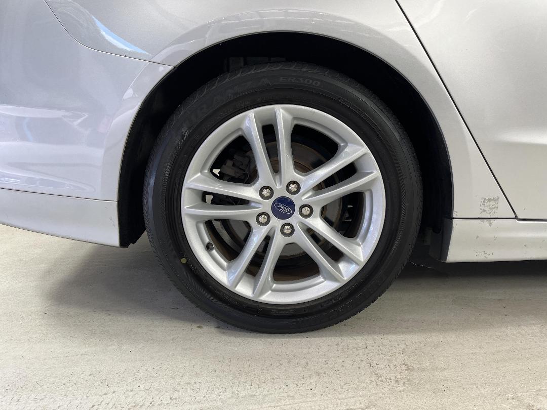 Photo '12' of Ford Mondeo