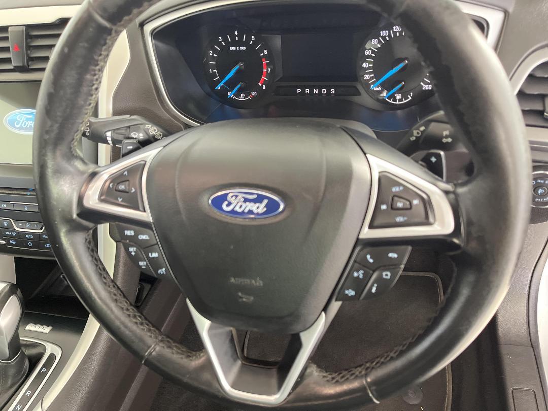 Photo '25' of Ford Mondeo