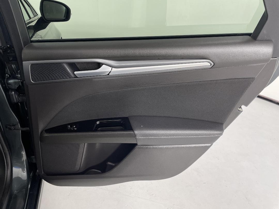 Photo '19' of Ford Mondeo