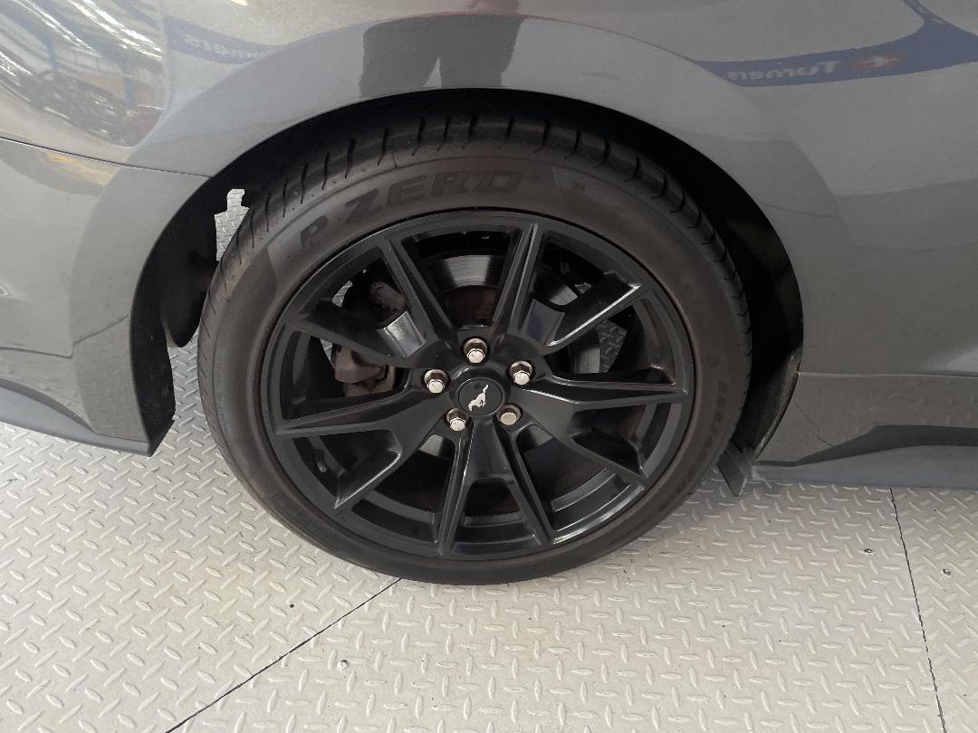 Photo '12' of Ford Mustang Photo '12' of Ford Mustang