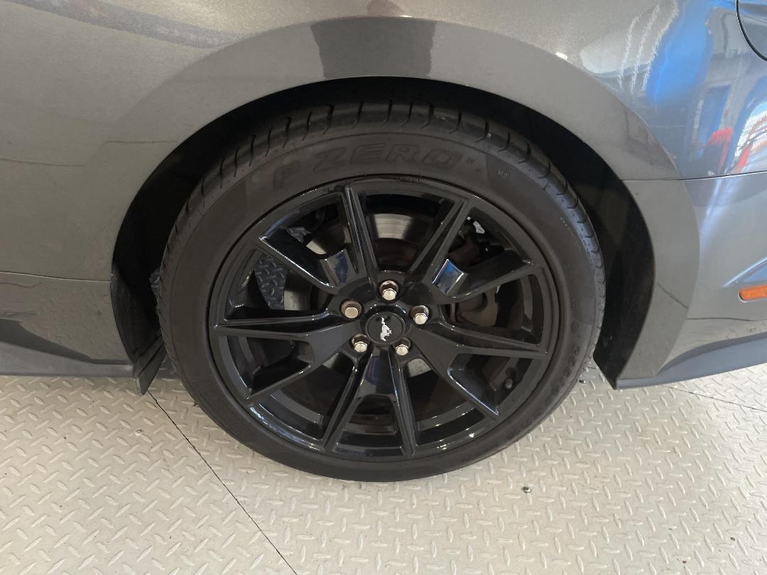 Photo '11' of Ford Mustang Photo '11' of Ford Mustang