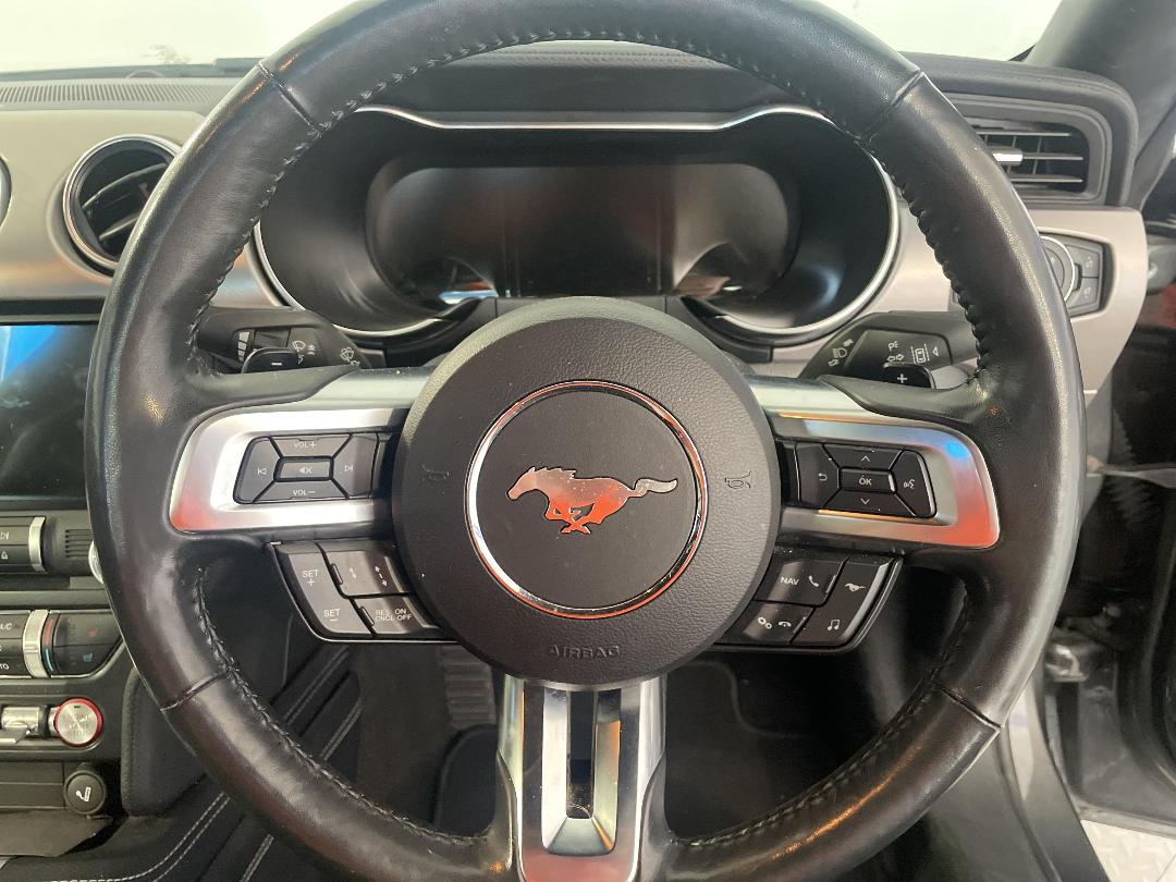 Photo '26' of Ford Mustang Photo '26' of Ford Mustang