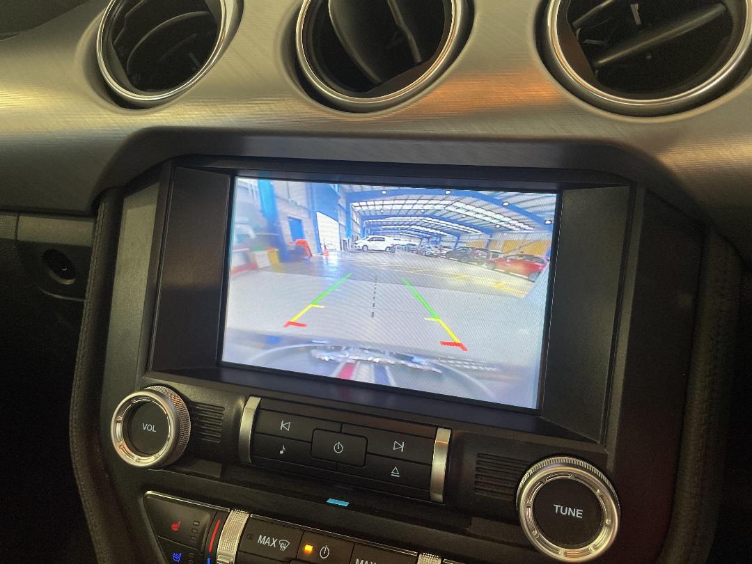 Photo '28' of Ford Mustang Photo '28' of Ford Mustang