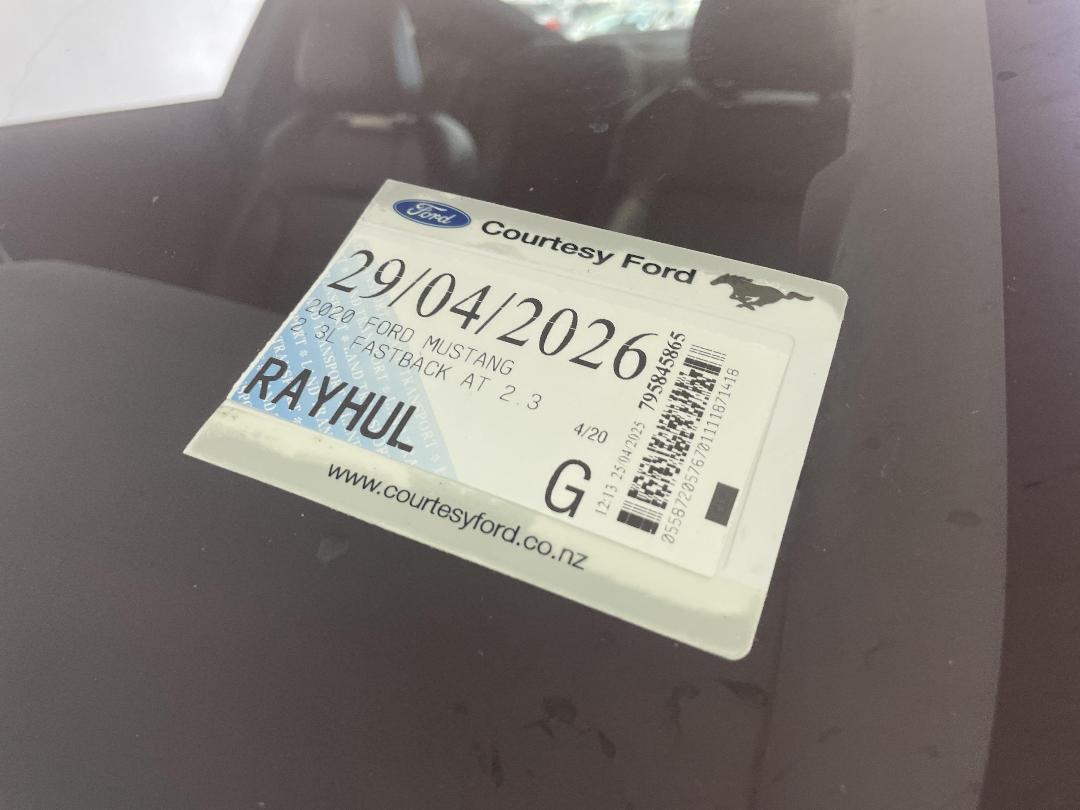 Photo '33' of Ford Mustang Photo '33' of Ford Mustang