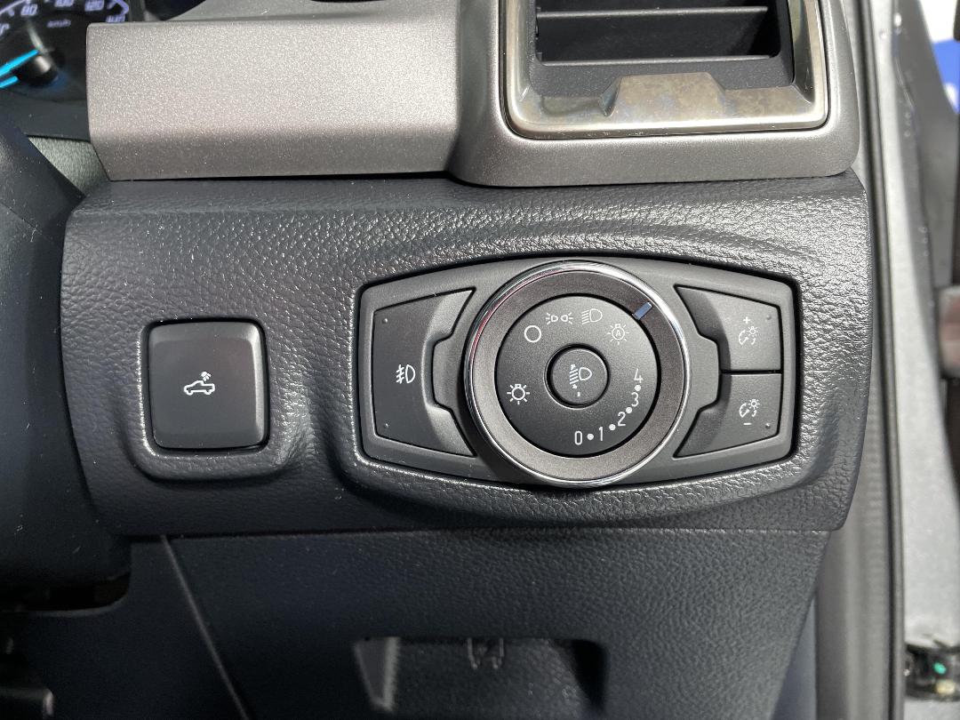 Photo '35' of Ford Ranger Photo '35' of Ford Ranger