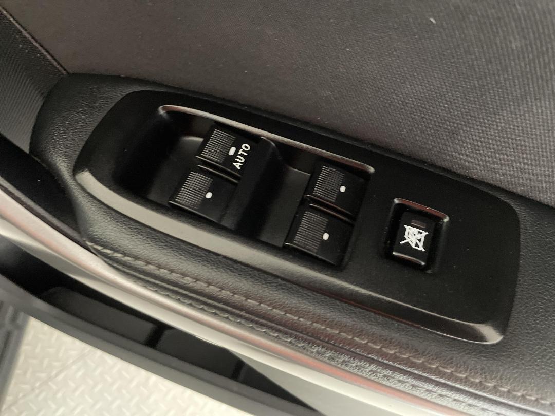 Photo '24' of Ford Ranger Photo '24' of Ford Ranger