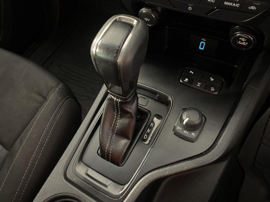 Photo '32' of Ford Ranger Photo '32' of Ford Ranger