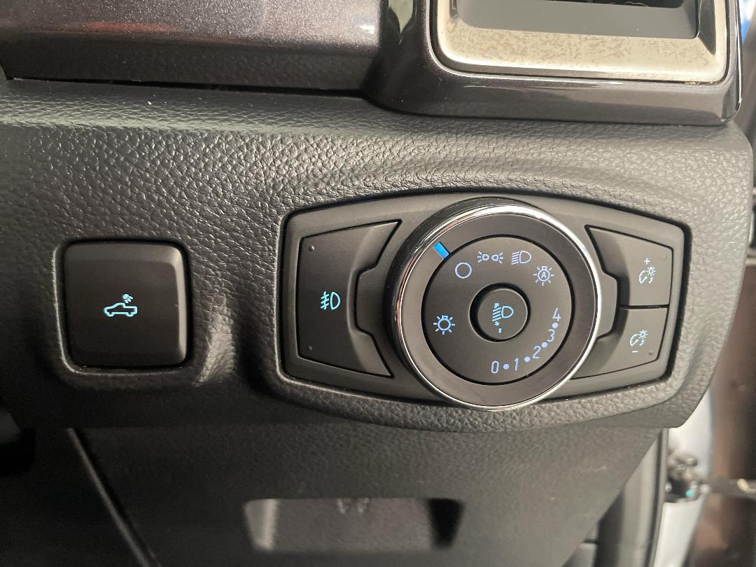 Photo '24' of Ford Ranger Photo '24' of Ford Ranger