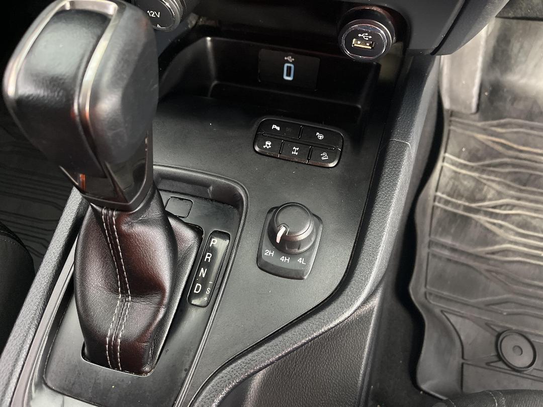 Photo '35' of Ford Ranger Photo '35' of Ford Ranger