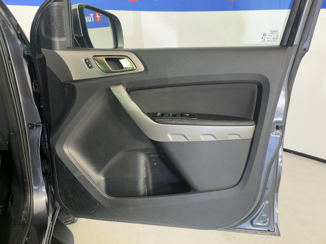 Photo '14' of Ford Ranger