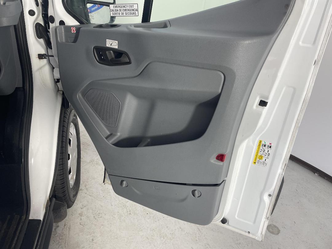 Photo '15' of Ford Transit Photo '15' of Ford Transit