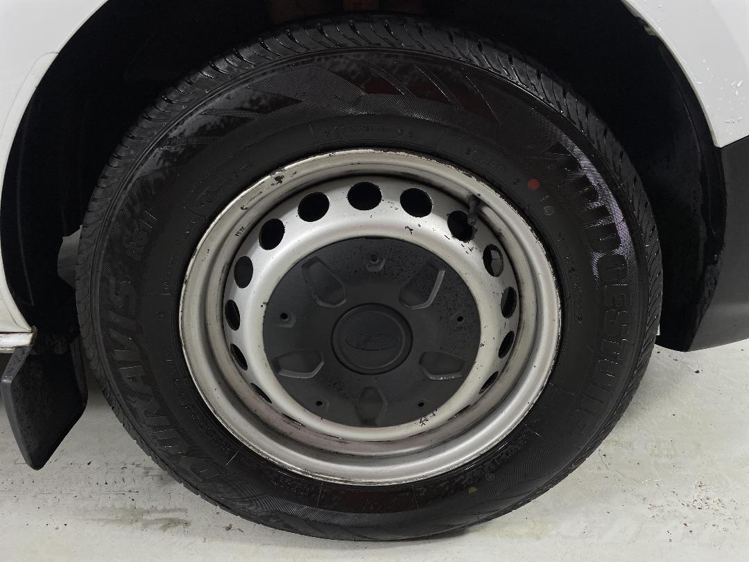 Photo '9' of Ford Transit