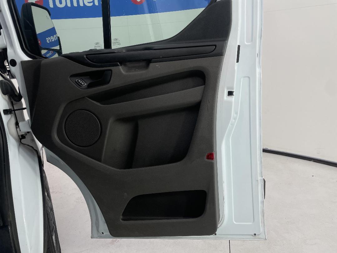 Photo '15' of Ford Transit Photo '15' of Ford Transit