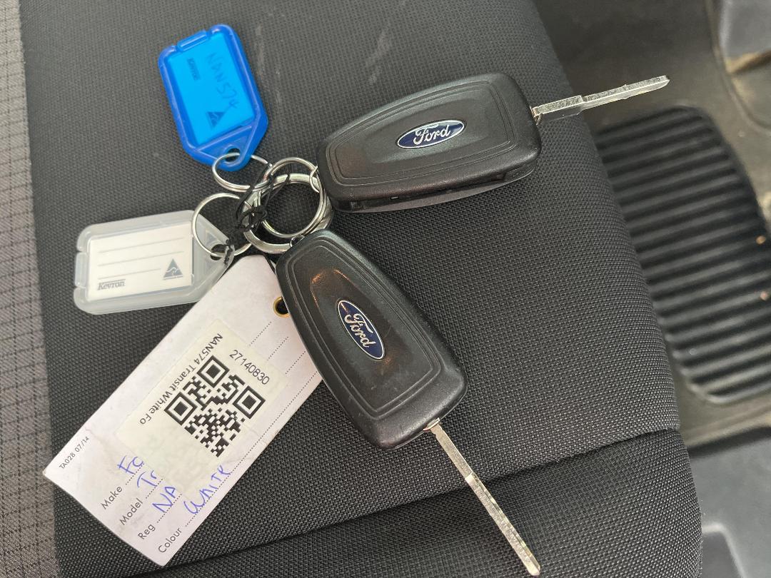 Photo '22' of Ford Transit Photo '22' of Ford Transit