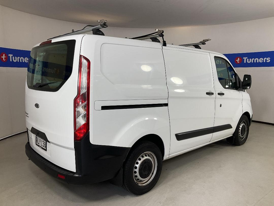 Photo '7' of Ford Transit