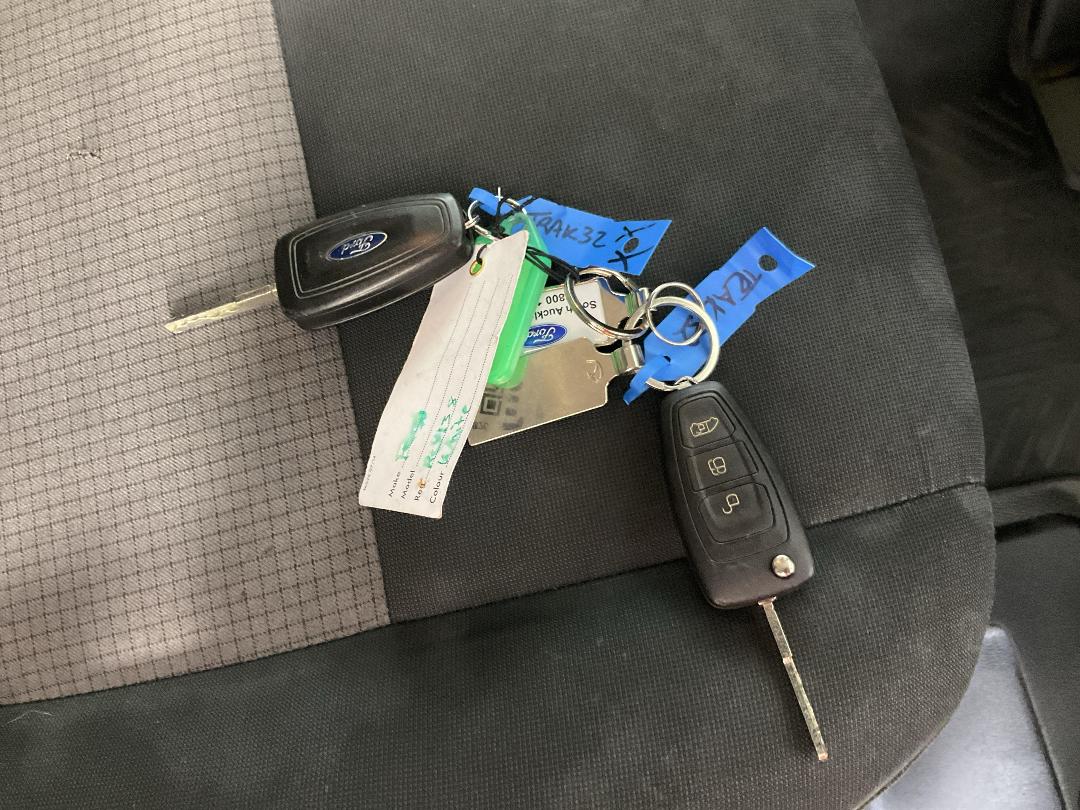 Photo '21' of Ford Transit