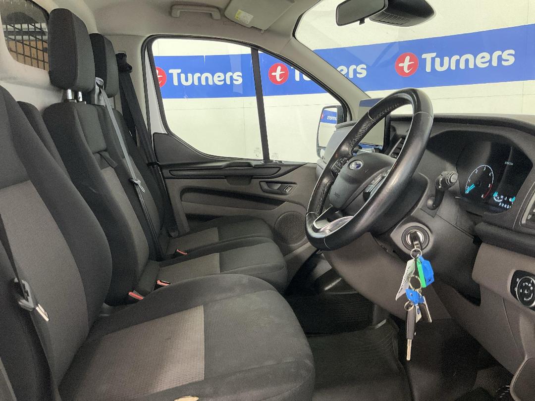 Photo '16' of Ford Transit