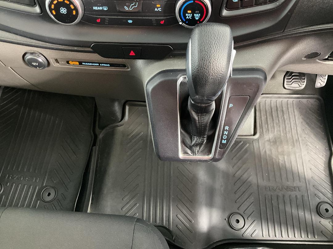 Photo '18' of Ford Transit