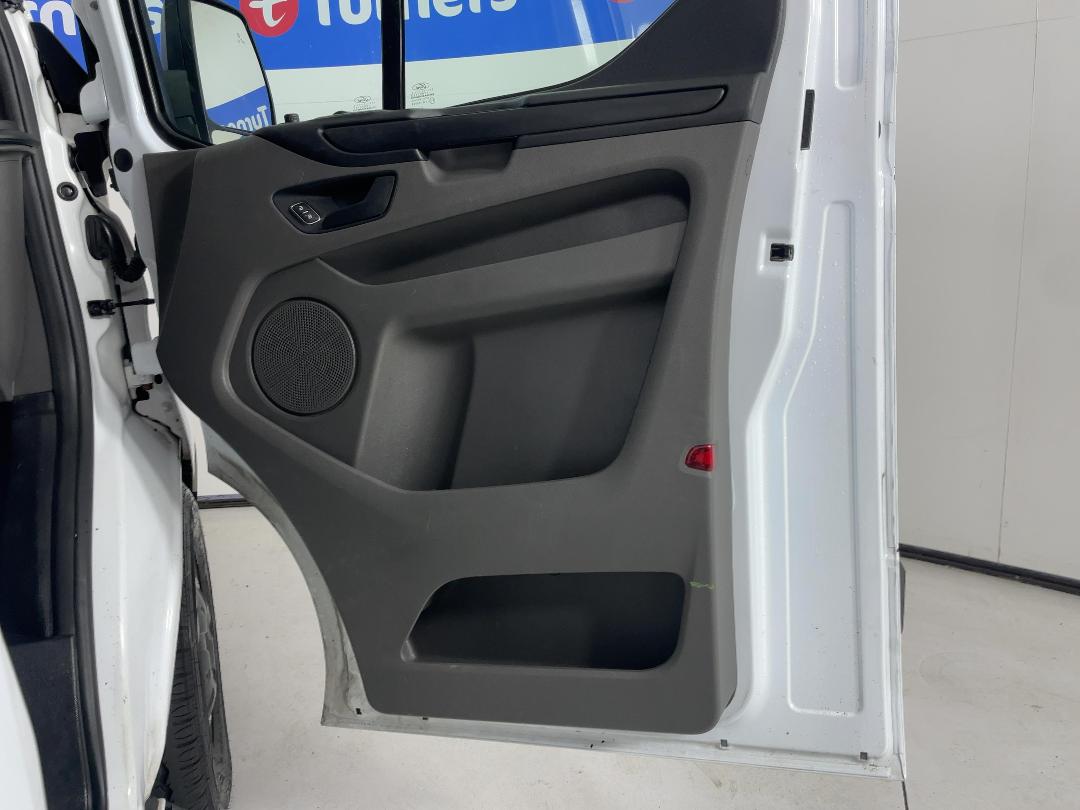 Photo '15' of Ford Transit