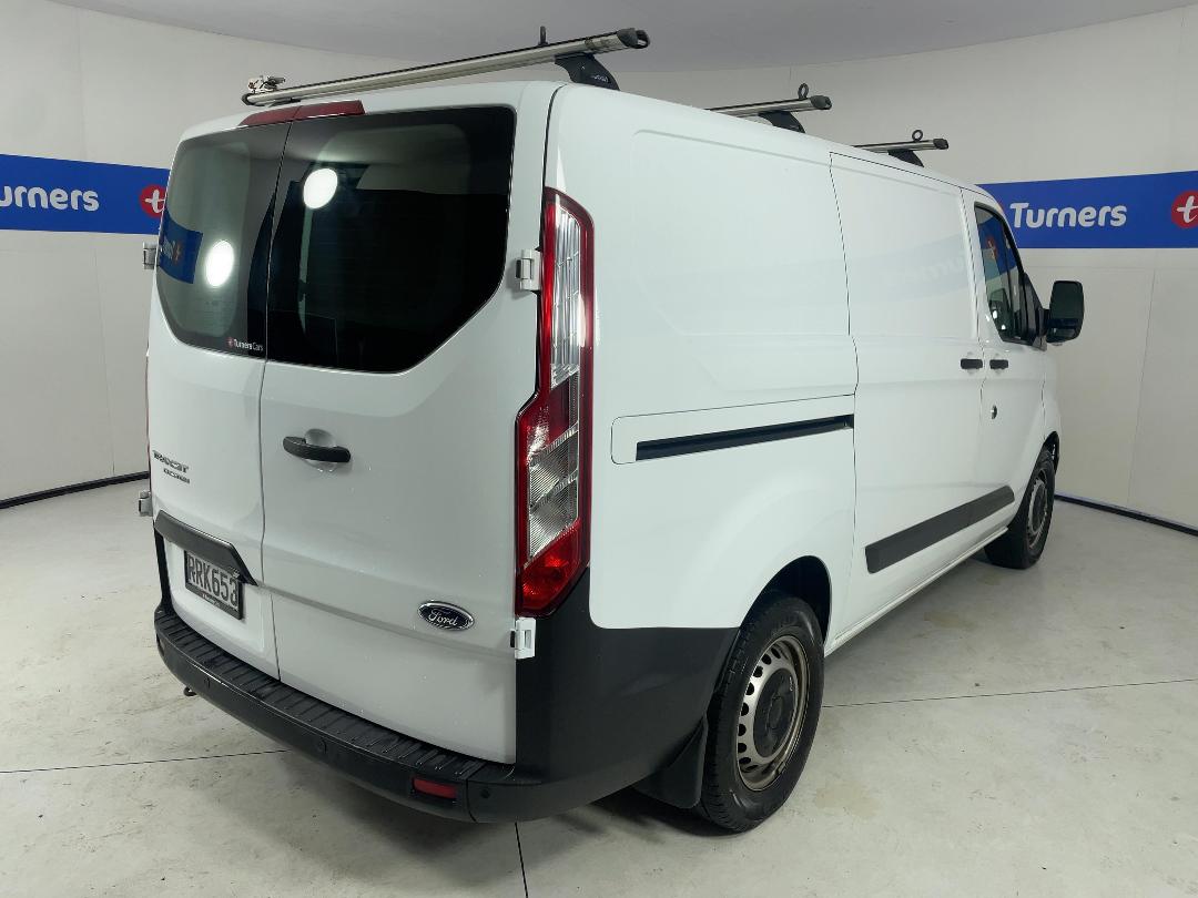 Photo '7' of Ford Transit