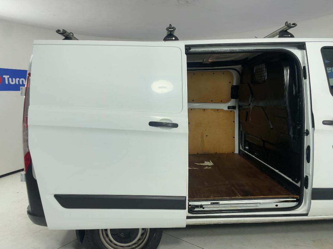 Photo '19' of Ford Transit