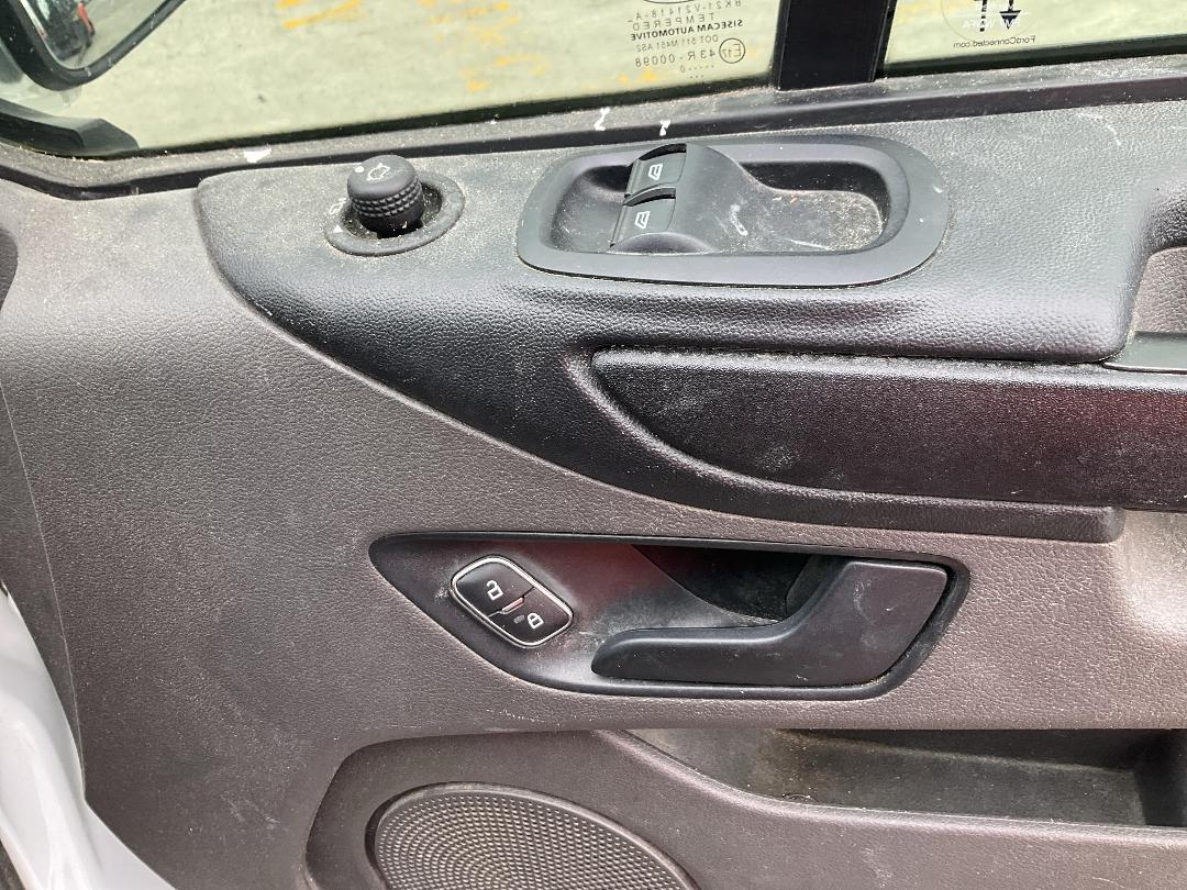 Photo '7' of Ford Transit Custom LWB Dble CAB