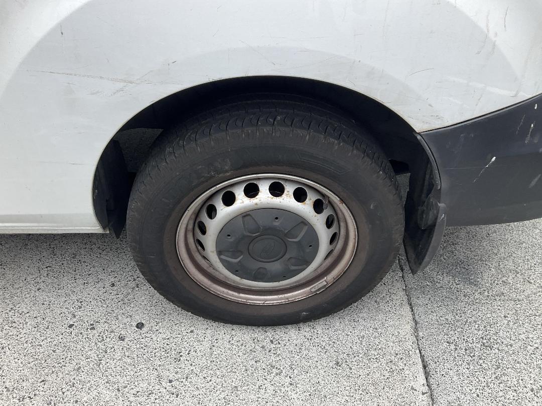 Photo '18' of Ford Transit Custom LWB Dble CAB