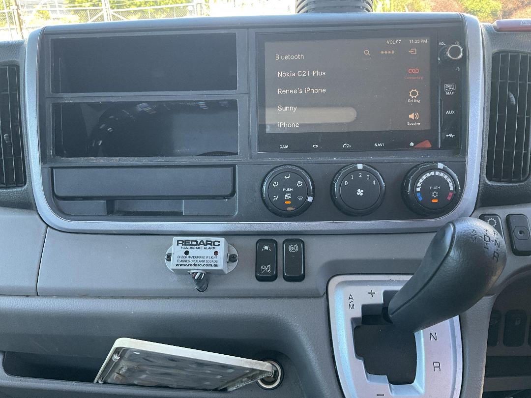 Photo '18' of Fuso Canter 616 FEB51ER3SFBC Cab Chassis