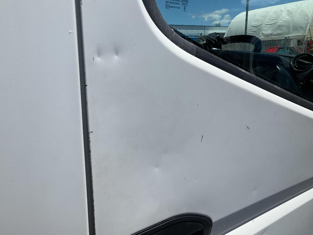 Photo '44' of Fuso Canter 616 FEB51ER3SFBC Cab Chassis