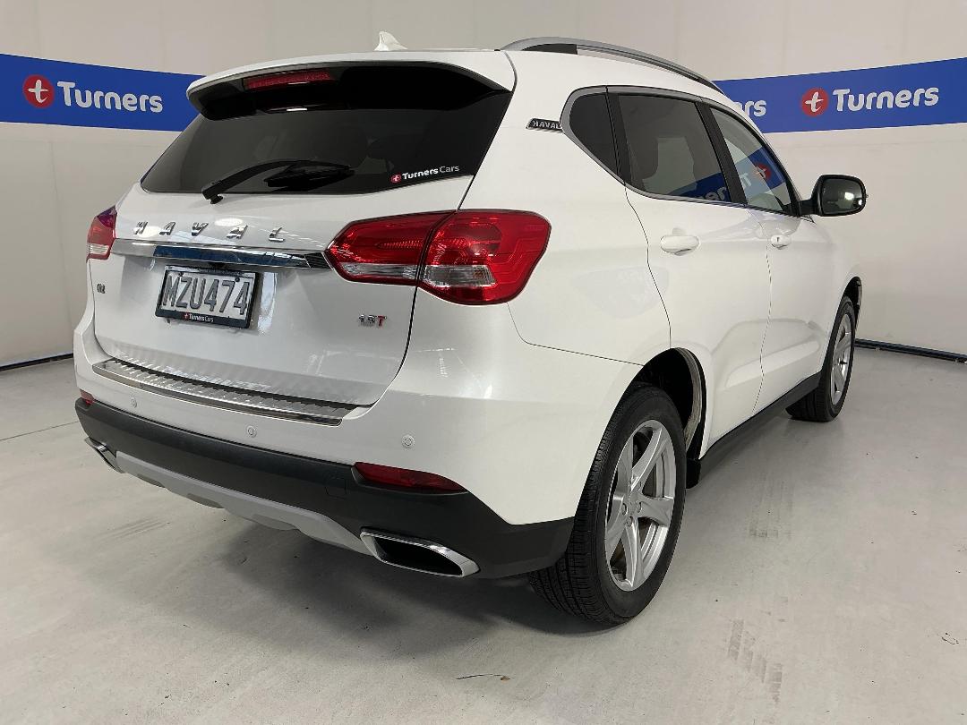 Photo '7' of Haval H2