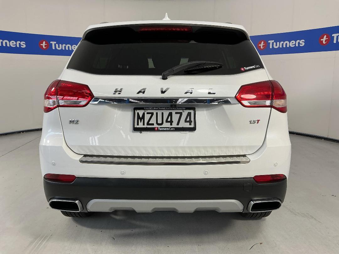 Photo '6' of Haval H2