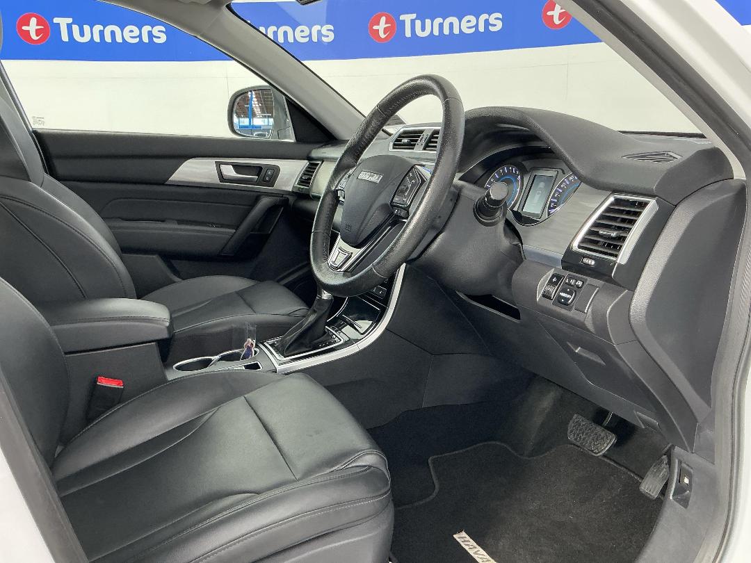 Photo '16' of Haval H2