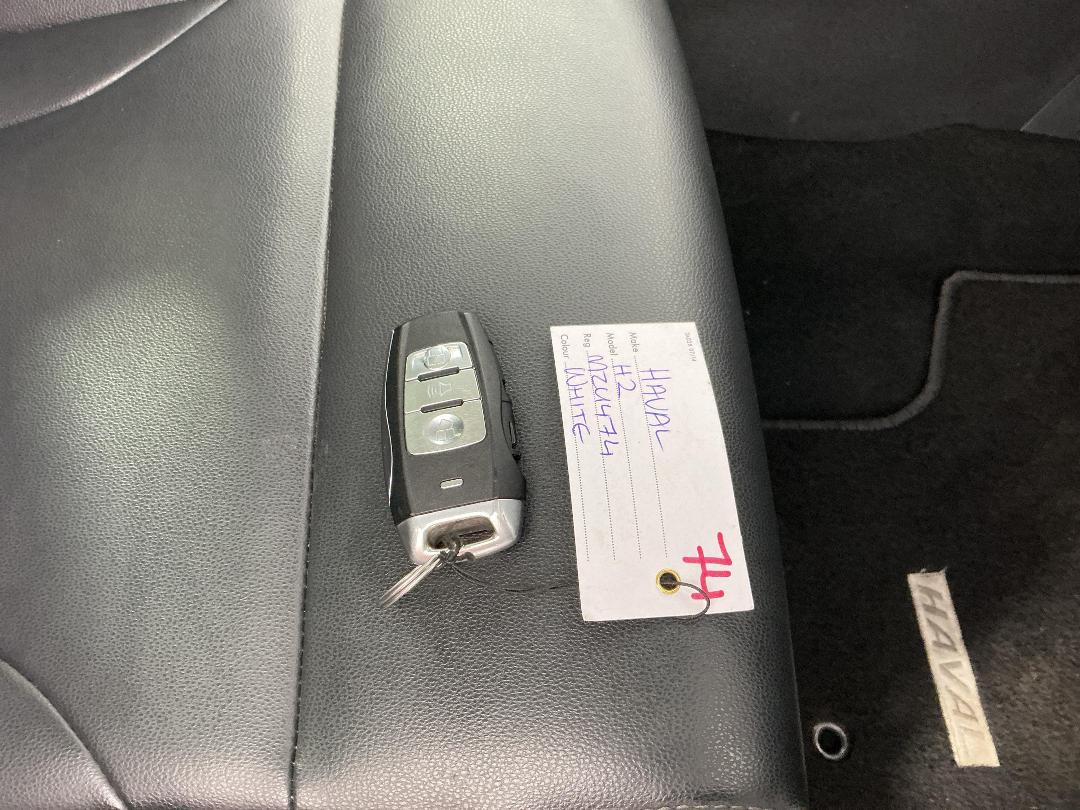 Photo '22' of Haval H2