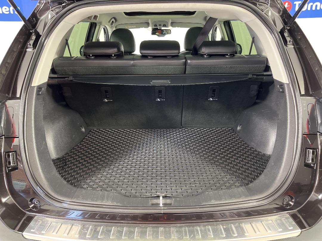 Photo '14' of Haval H2