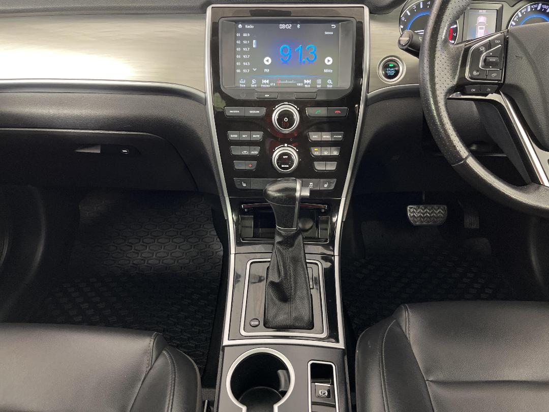 Photo '18' of Haval H2