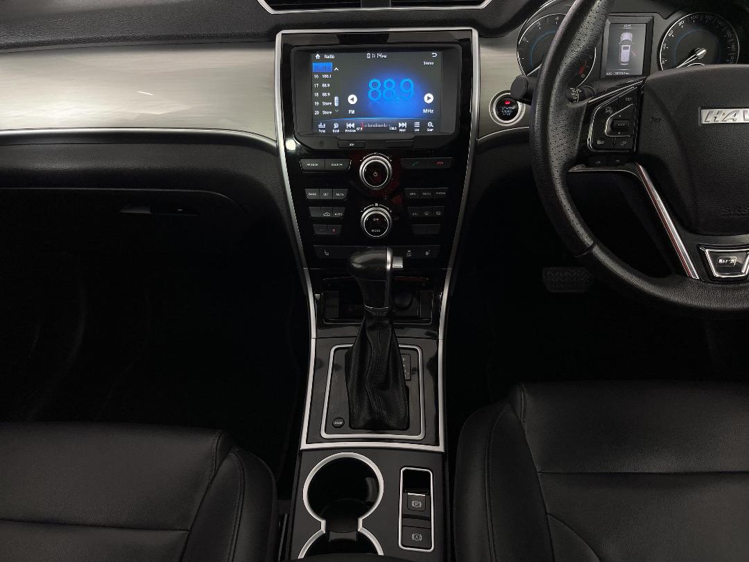 Photo '18' of Haval H2 Photo '18' of Haval H2