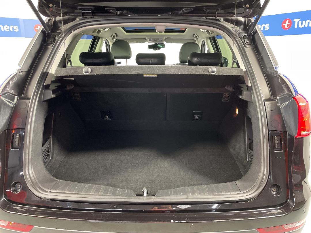 Photo '14' of Haval H6