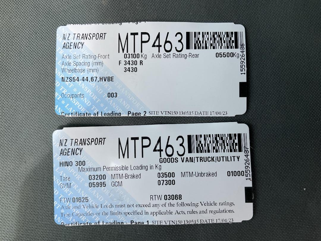 Photo '31' of Hino 300 XZU710R-Hktrsq3 Flat Deck