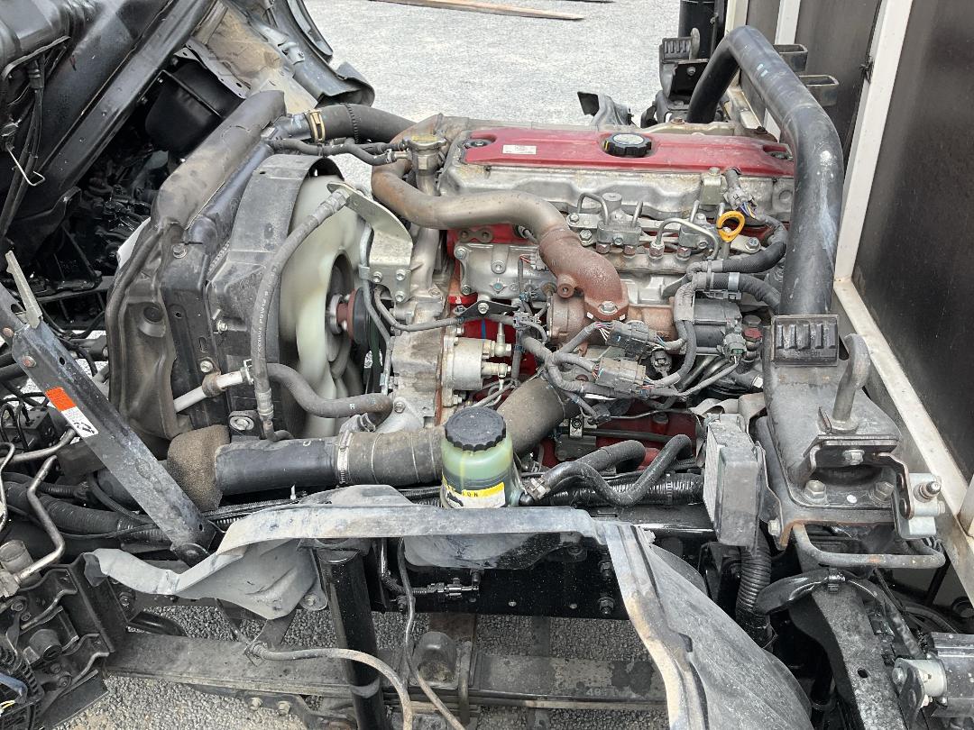 Photo '26' of Hino 300 XZU710R-Hktrsq3 Flat Deck