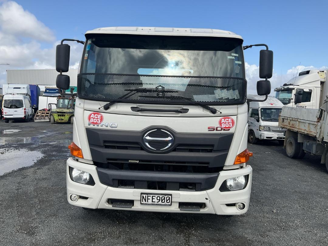 Photo '9' of Hino 500 FG8JP1A Skeletal