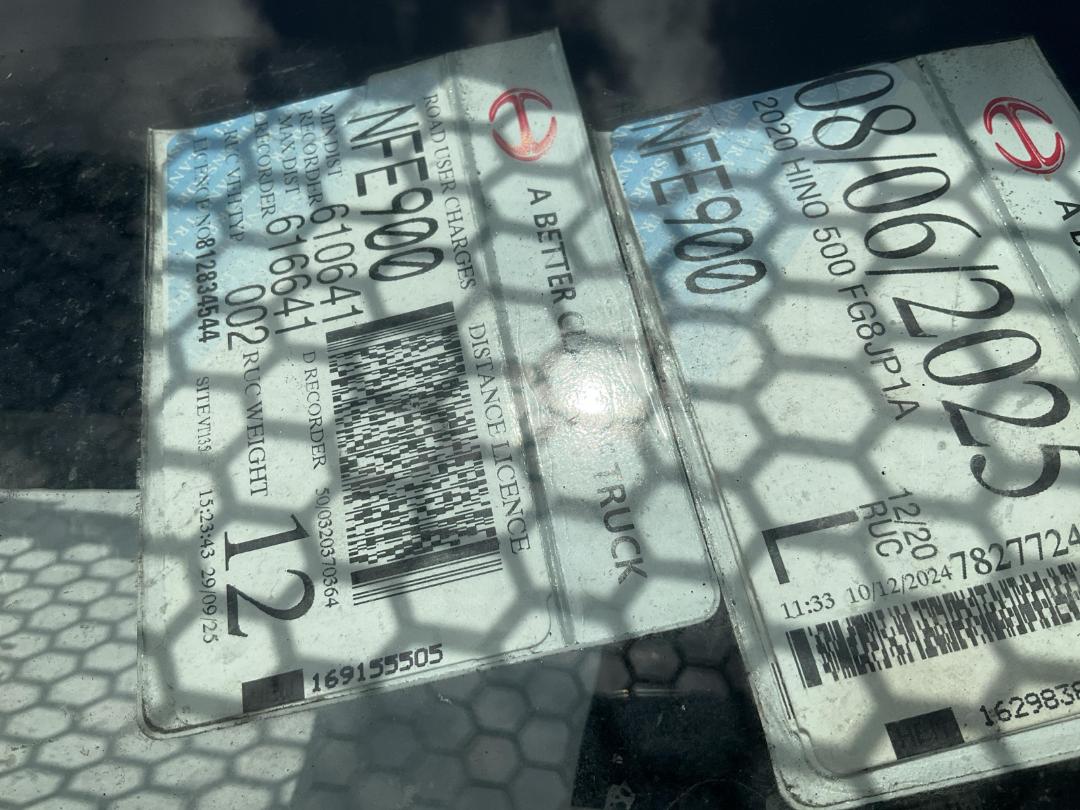 Photo '15' of Hino 500 FG8JP1A Skeletal