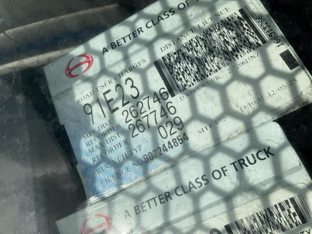 Photo '17' of Hino 500 FG8JP1A Skeletal