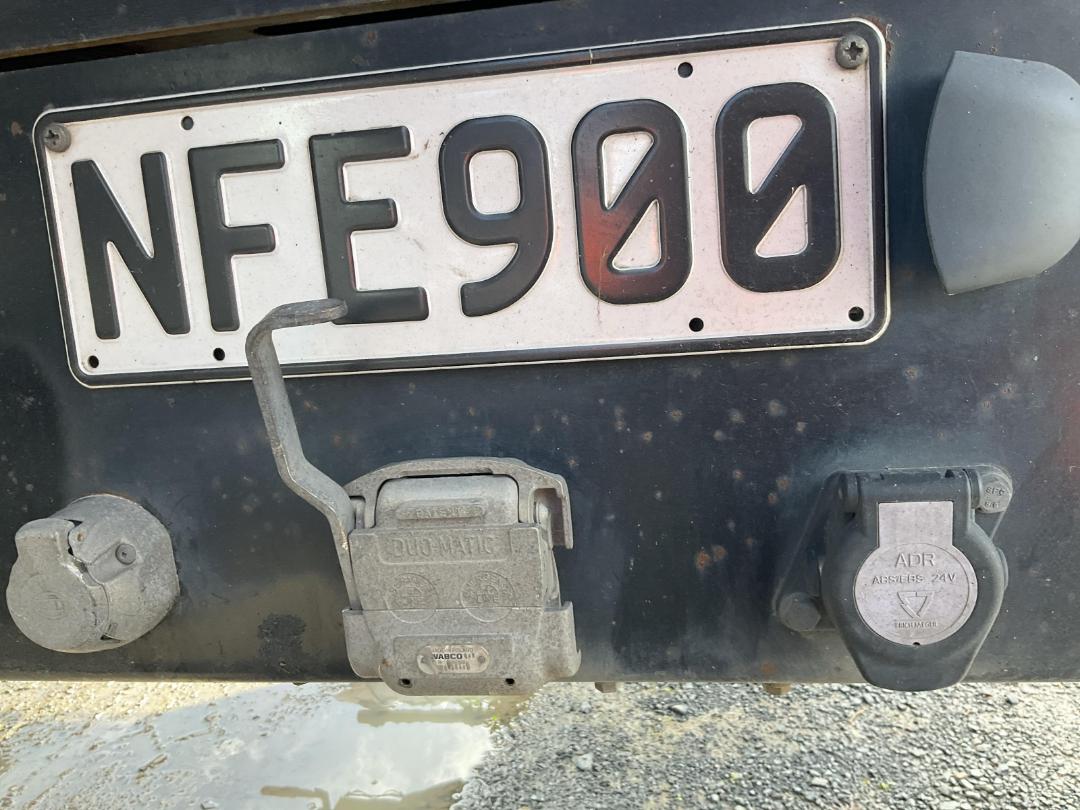 Photo '23' of Hino 500 FG8JP1A Skeletal