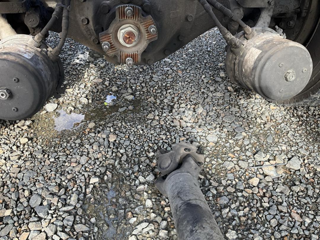 Photo '19' of Hino 500 FG8JPIA Skeletal