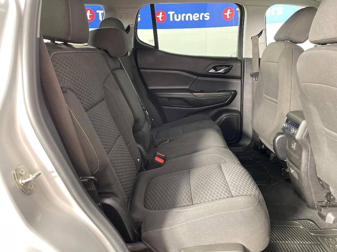 Photo '20' of Holden Acadia Photo '20' of Holden Acadia